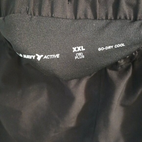Girls XXL / 18 Plus shorts - Old Navy Active - Picture 3 of 3